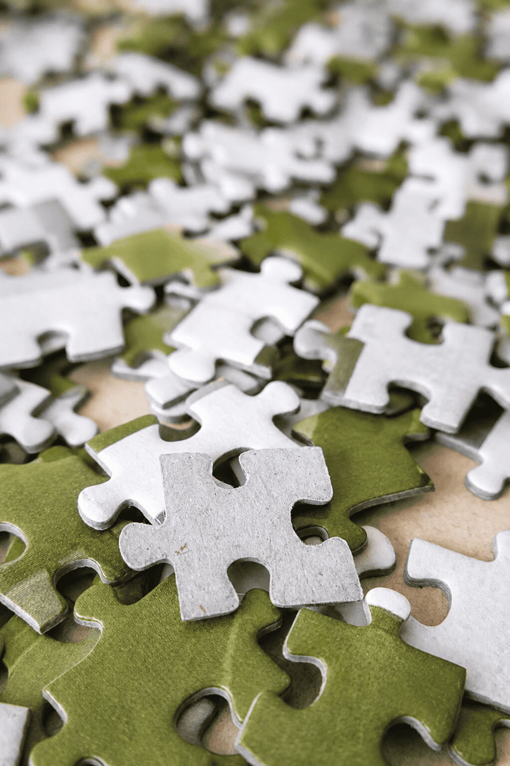 Moss green puzzle